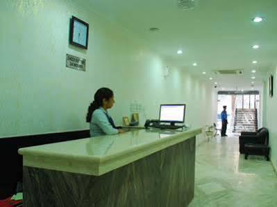 Didi Hotel Lucknow Eksteriør bilde